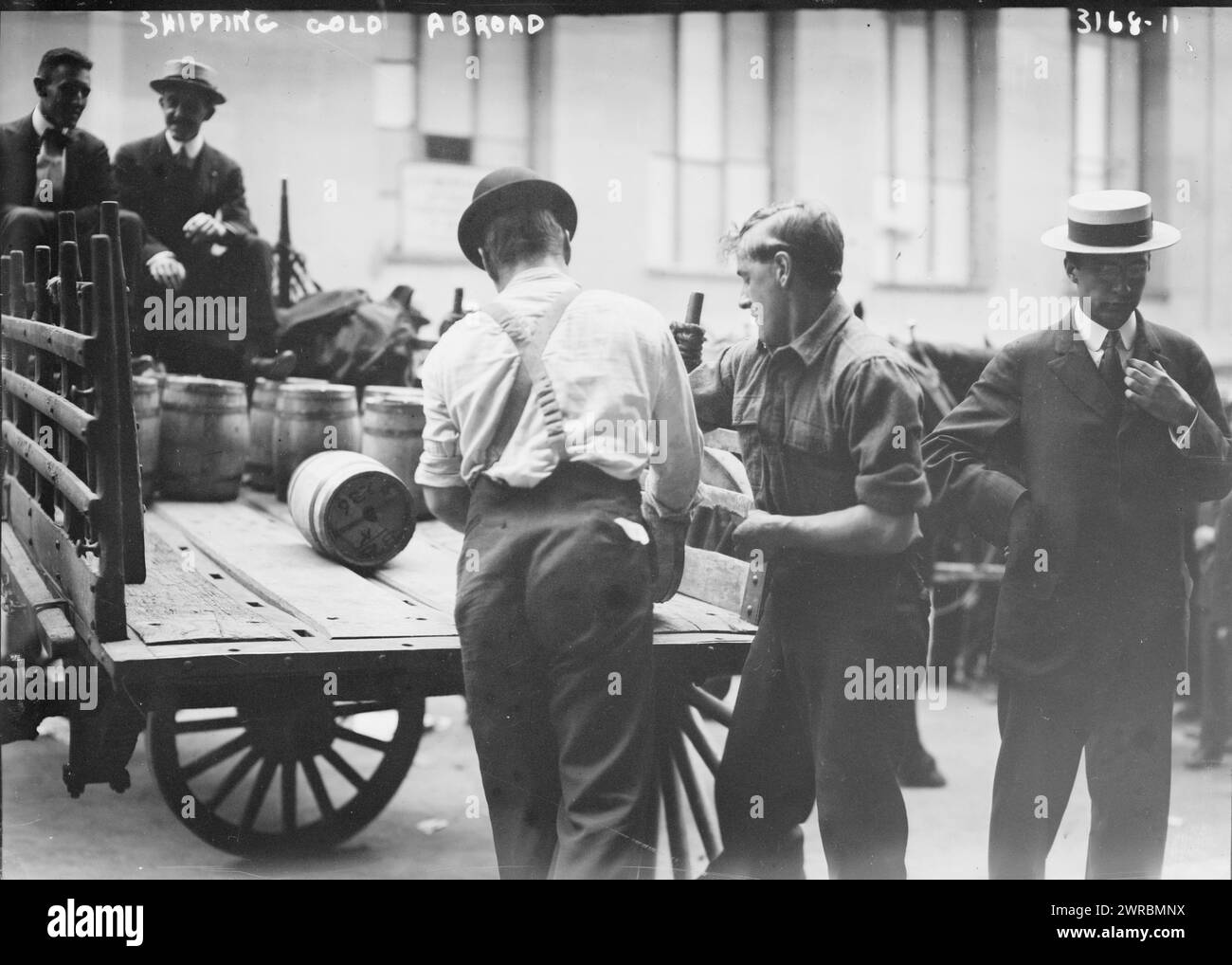 Spedizione oro all'estero, tra ca. 1910 e ca. 1915, Glass negative, 1 negativo: Glass Foto Stock