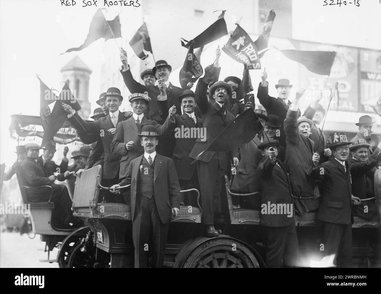 Red Sox Rooters, 1915, Glass negative, 1 negativo: Vetro Foto Stock