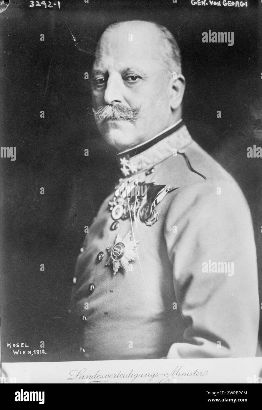 Gen. Von Georgi, la fotografia mostra Friedrich Freiherr von Georgi (1852-1926), un generale dell'esercito imperiale austro-ungarico., 1914, Glass negatives, 1 negative: Glass Foto Stock
