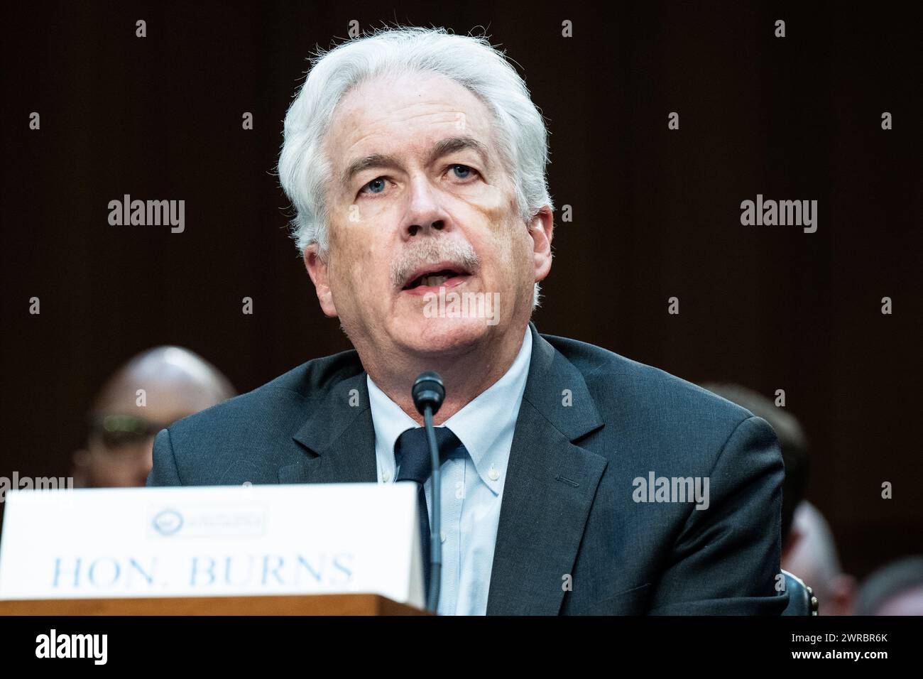Washington, Stati Uniti. 11 marzo 2024. William Burns, direttore della Central Intelligence Agency (CIA), parla ad un'udienza del Senate Intelligence Committee presso il Campidoglio degli Stati Uniti. Credito: SOPA Images Limited/Alamy Live News Foto Stock