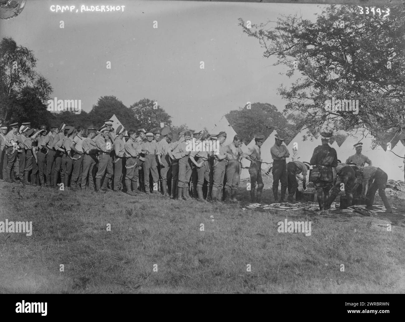 Camp, Aldershot, la fotografia mostra i soldati britannici al campo dell'esercito di Aldershot in Inghilterra durante la prima guerra mondiale, tra il 1914 e il 79 circa. 1915, Guerra Mondiale, 1914-1918, Glass negative, 1 negativo: Vetro Foto Stock