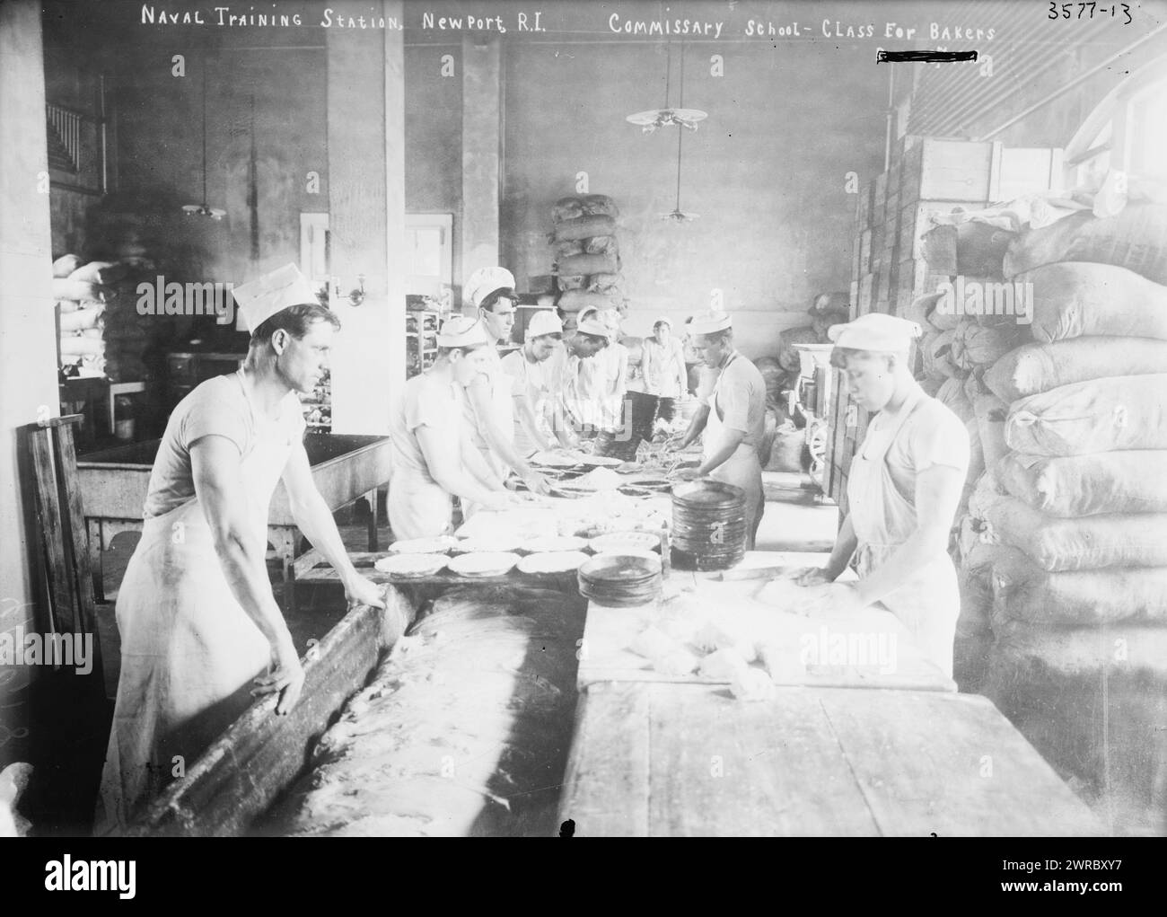 Stazione di addestramento navale, Newport, R.I., scuola commissaria - corso per panettieri, tra ca. 1910 e ca. 1915, Glass negative, 1 negativo: Glass Foto Stock