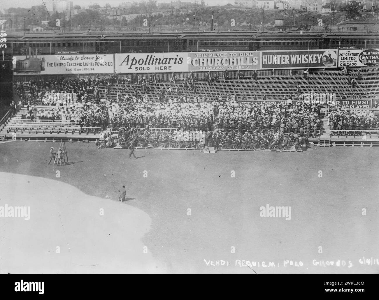 Verdi Requiem Polo Grounds, 6/4/16, 6/4/16, negativo vetro, 1 negativo: Vetro Foto Stock