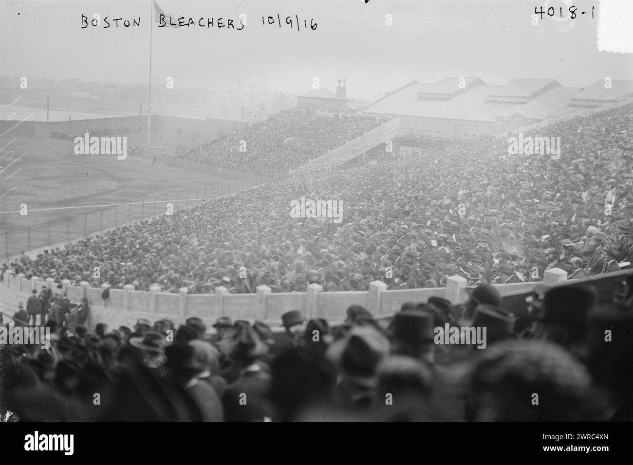 Boston Bleachers, Braves Field 2° partita delle World Series, 10/9/16, 10/9/16, Basball, Glass negative, 1 negativo: vetro Foto Stock