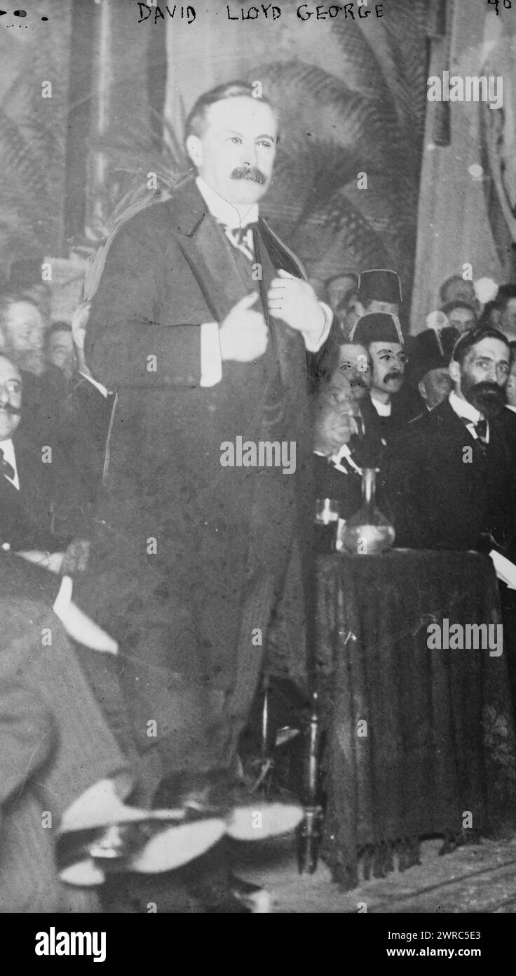 David Lloyd George, la fotografia mostra lo statista del Partito Liberale britannico David Lloyd George, i conte Lloyd-George di Dwyfor (1863-1945) che servì come primo ministro dal 1916 al 1922. 1915 e ca. 1920, Glass negative, 1 negativo: Glass Foto Stock