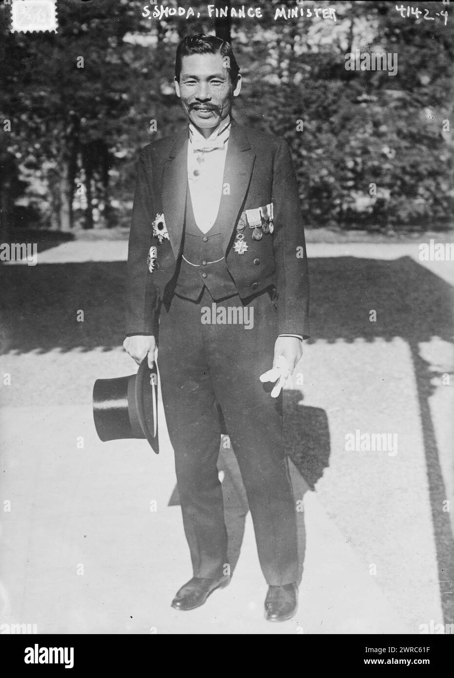 S. Shoda, Ministro delle Finanze, fotografia mostra lo statista giapponese Kazue Shoda (1869-1948) che ha servito come ministro delle Finanze., 1917 marzo 2, Glass negative, 1 negative: Vetro Foto Stock