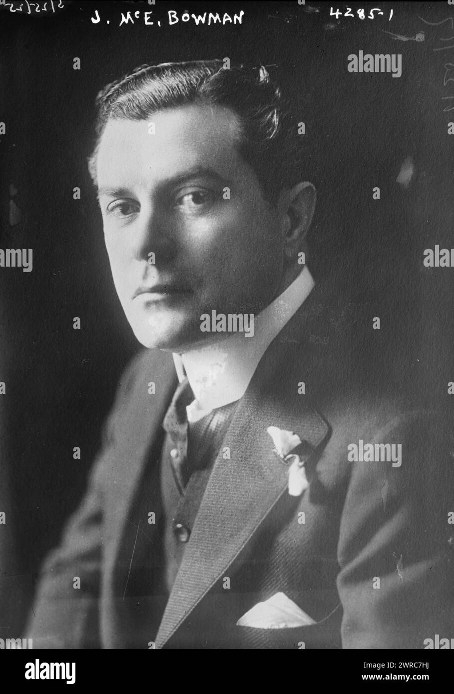 J. MCE. Bowman, la fotografia mostra il canadese-americano John McEntee Bowman (1875-1931), che era un uomo d'affari e presidente della Bowman-Biltmore Hotels Corporation., 1925 maggio 25, Glass negative, 1 negative: Glass Foto Stock