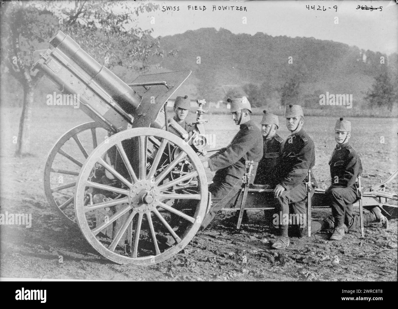 La fotografia mostra i soldati svizzeri con obice durante la prima guerra mondiale, tra ca. 1915 e ca. 1920, Guerra Mondiale, 1914-1918, Glass negative, 1 negativo: Vetro Foto Stock