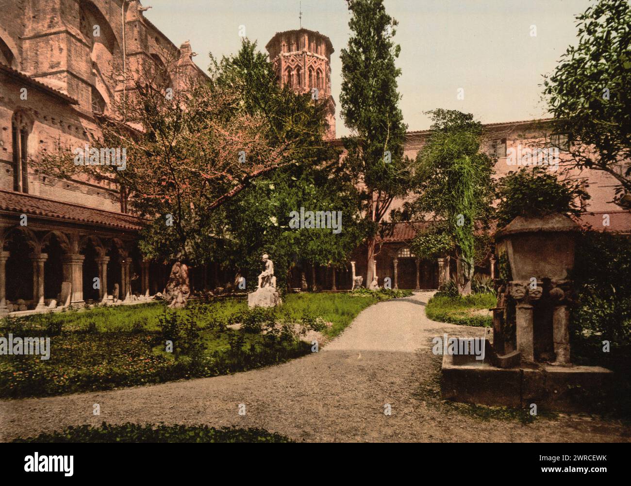 Museum Court, Tolosa, Francia, tra ca. 1890 e ca. 1900., colore, 1890-1900 Foto Stock