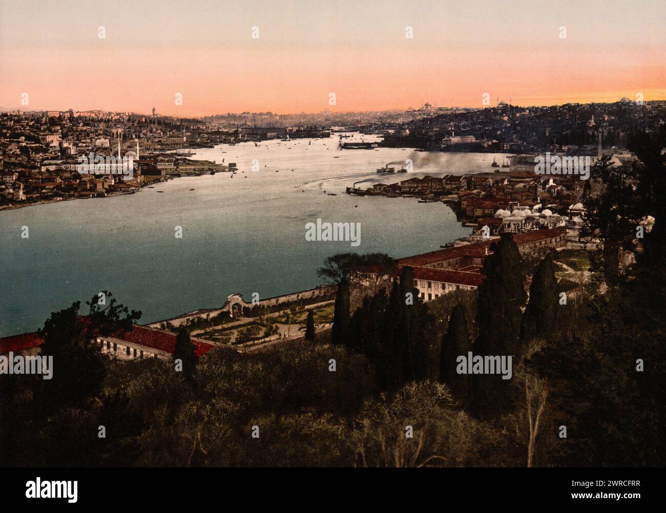 Il Corno d'Oro, Costantinopoli, Turchia, tra ca. 1890 e ca. 1900., Turchia, Istanbul, colore, 1890-1900 Foto Stock