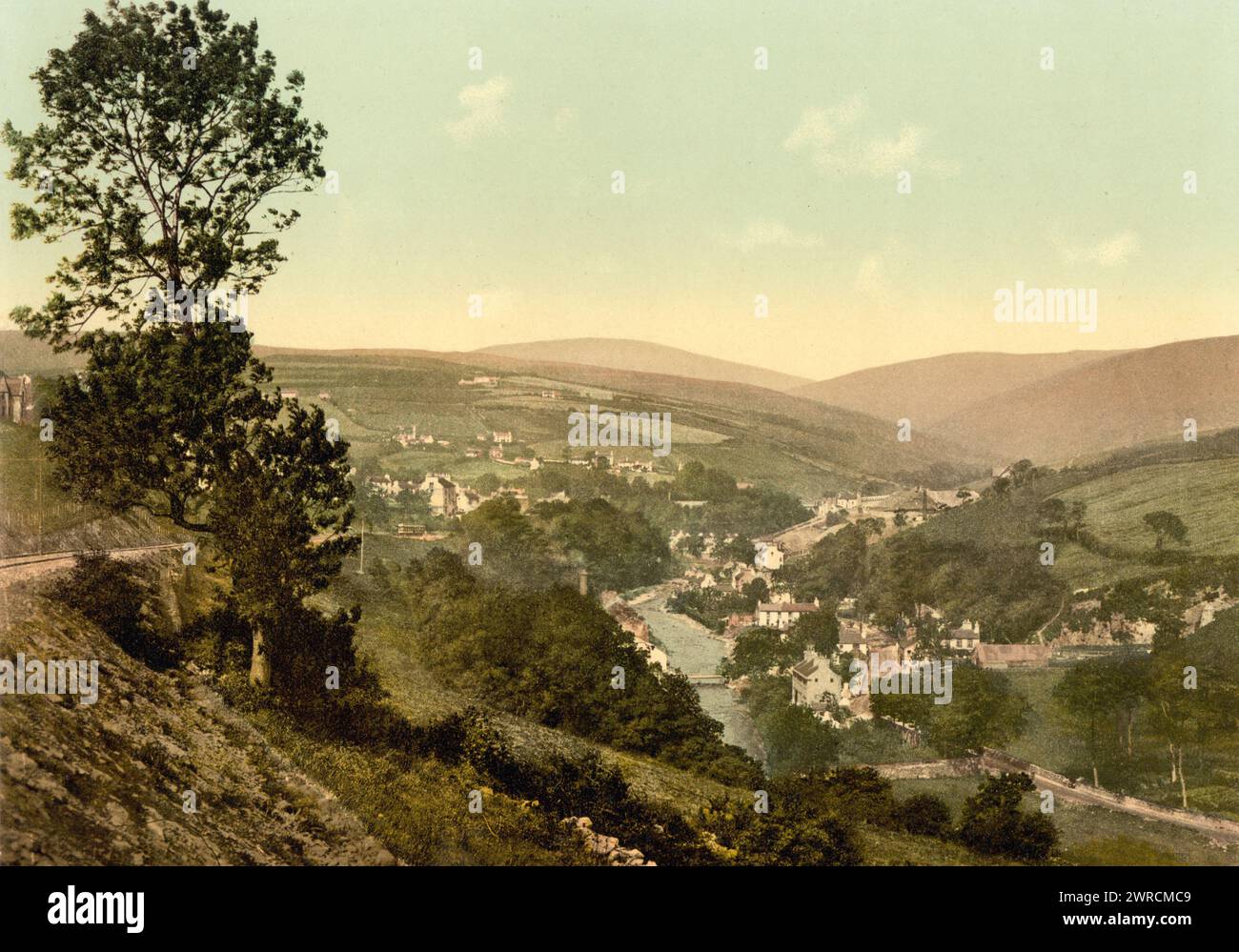 Laxey, vista generale, Isola di Man, tra ca. 1890 e ca. 1900., Isola di Man, Laxey, Color, 1890-1900 Foto Stock