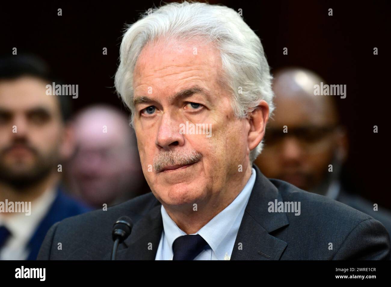William J Burns, Direttore della Central Intelligence Agency (CIA), testimonia durante l'audizione del Comitato di selezione dell'Intelligence del Senato degli Stati Uniti per esaminare le minacce mondiali nell'Hart Senate Office Building a Capitol Hill a Washington, DC, lunedì 11 marzo 2024.credito: Ron Sachs/CNP /MediaPunch Foto Stock