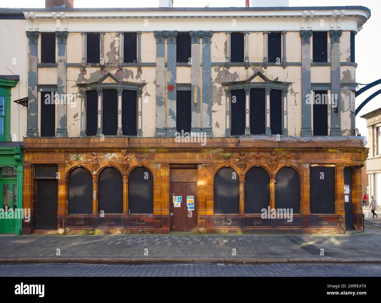 L'iconico pub ombreggiato di Church Street, Hartlepool, attualmente vicino a derelict Foto Stock