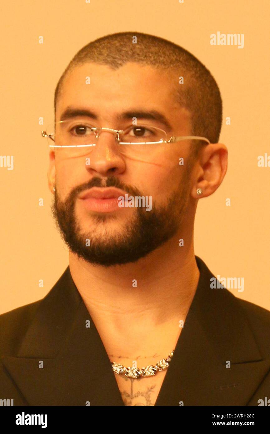 10 marzo 2024, Los Angeles, California, USA: Bad Bunny alla 96° Academy Awards Press Room al Dolby Theater. (Credit Image: © Kay Blake/ZUMA Press Wire) SOLO PER USO EDITORIALE! Non per USO commerciale! Foto Stock