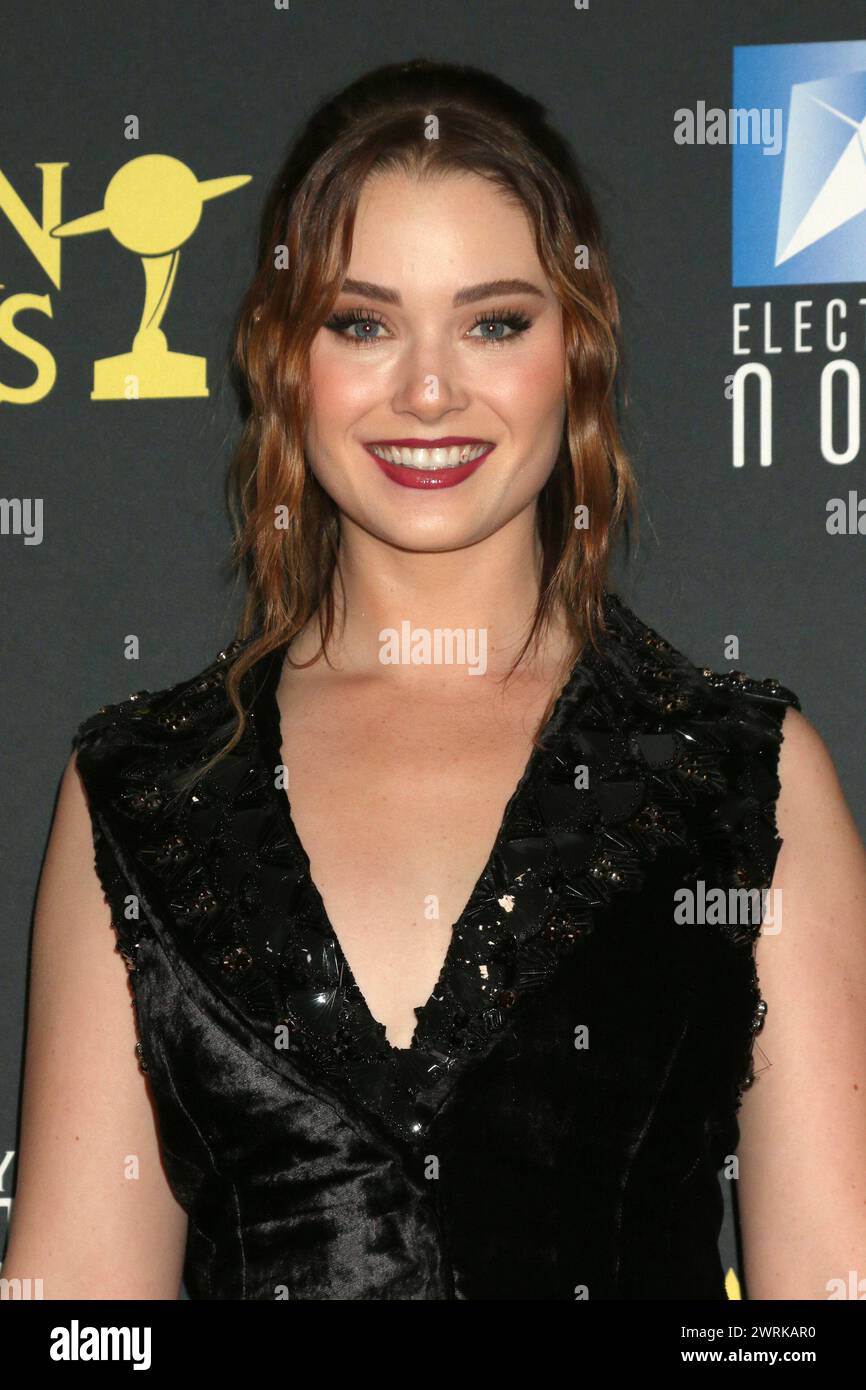 LOS ANGELES - FEB 4: Ginny Gardner ai Saturn Awards 2024 al Burbank Convention Center il 4 febbraio 2024 a Burbank, CA Foto Stock