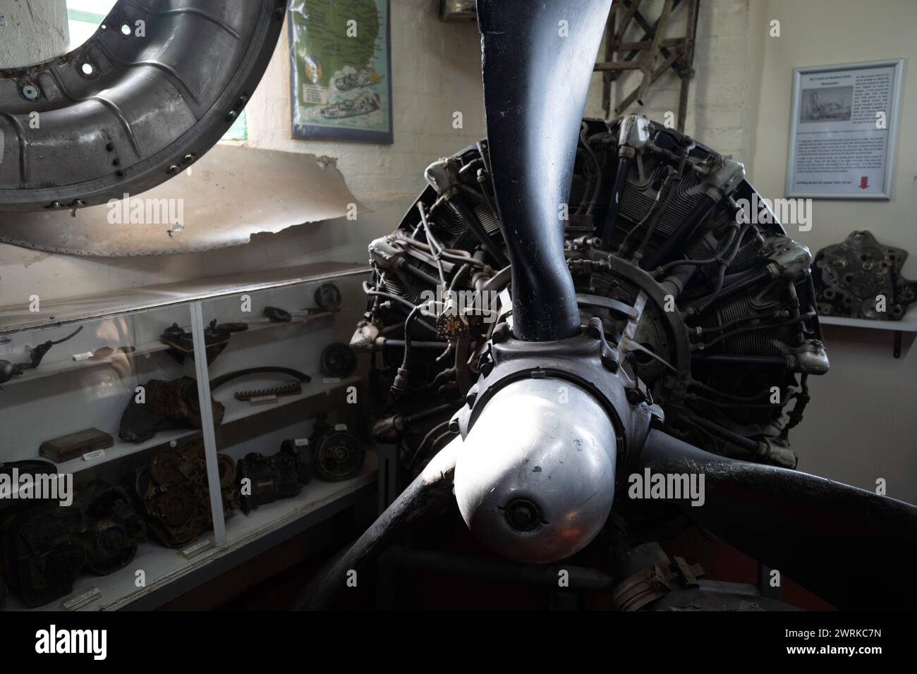 Resti di un motore Boeing B-17 Foto Stock