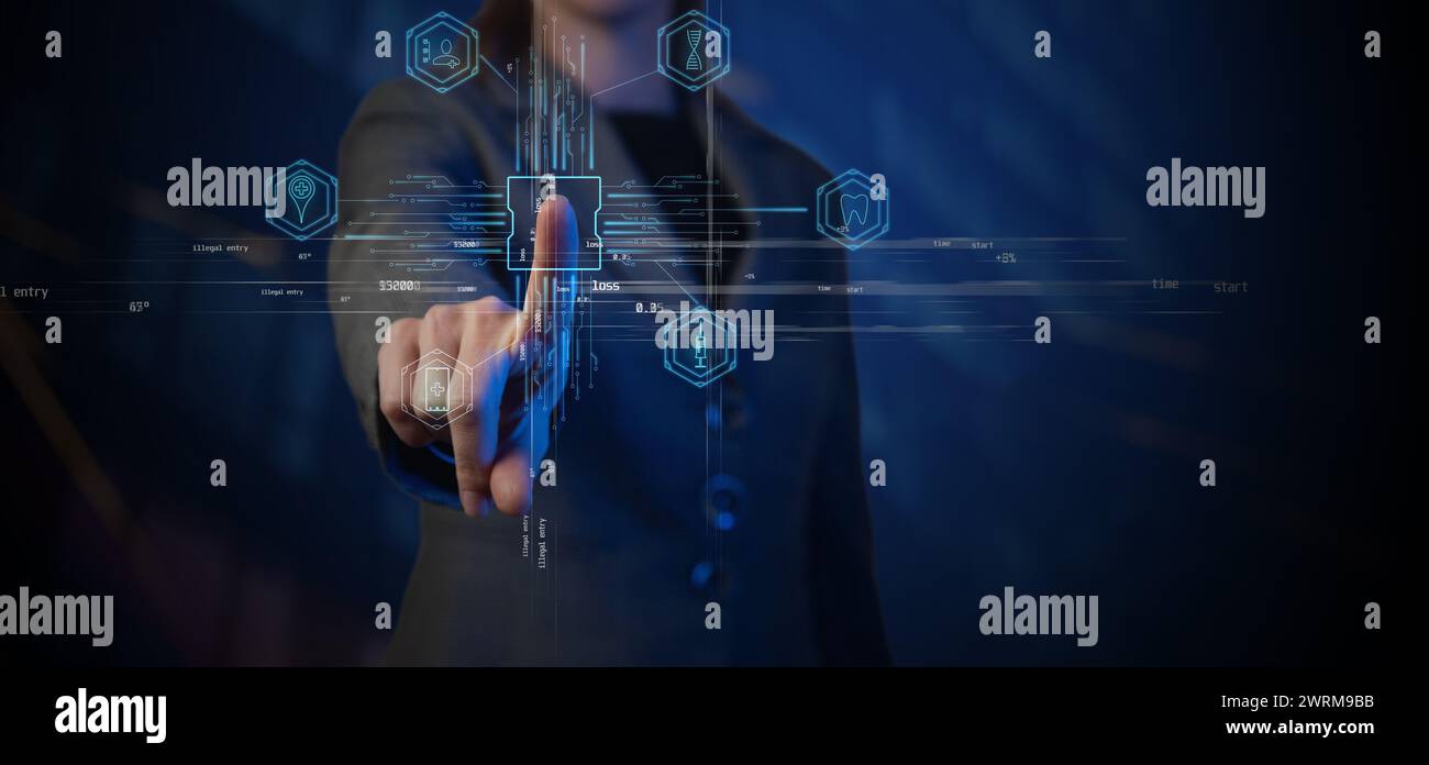 Collage tecnico CG. Una donna d'affari tocca con il dito indice un punto sullo schermo in cui vengono visualizzati i simboli grafici e i diagrammi del lavoro delle banche dati ai Foto Stock