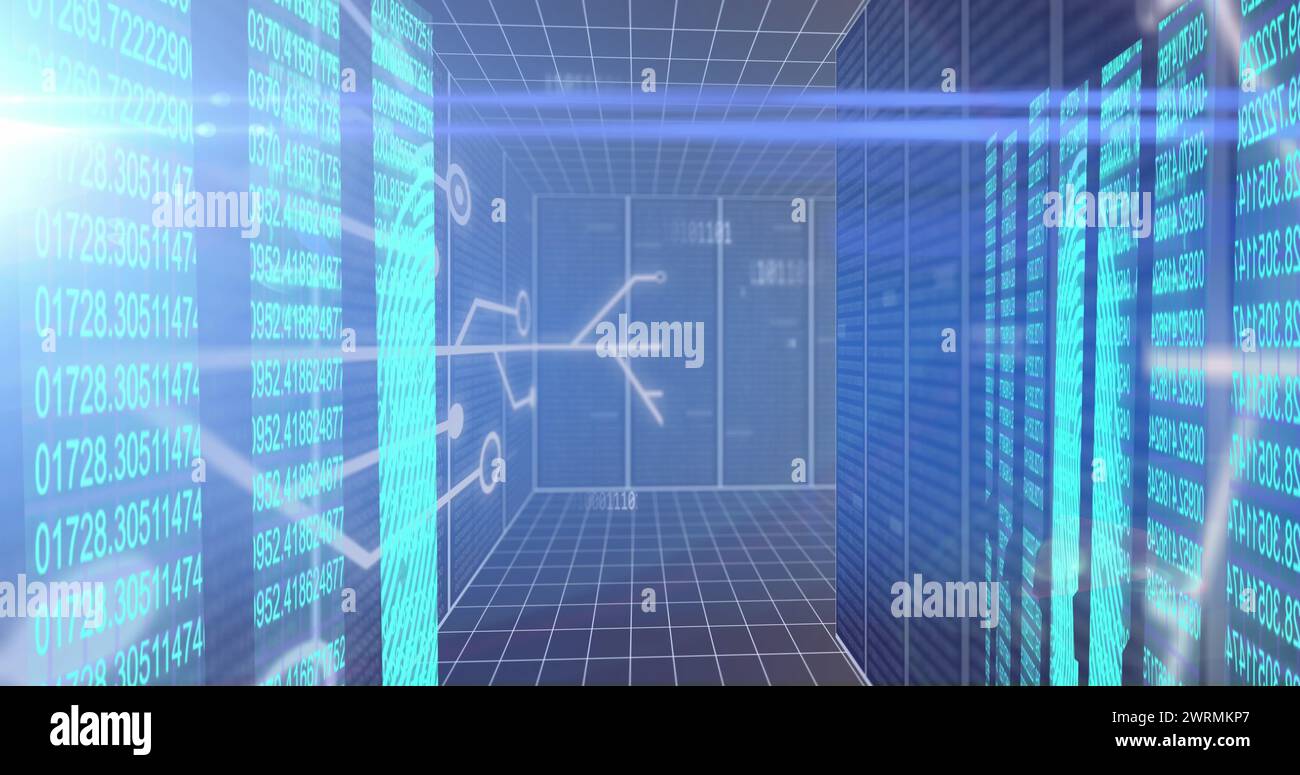 Immagine dell'elaborazione dei dati e della scheda a circuito stampato su server informatici Foto Stock