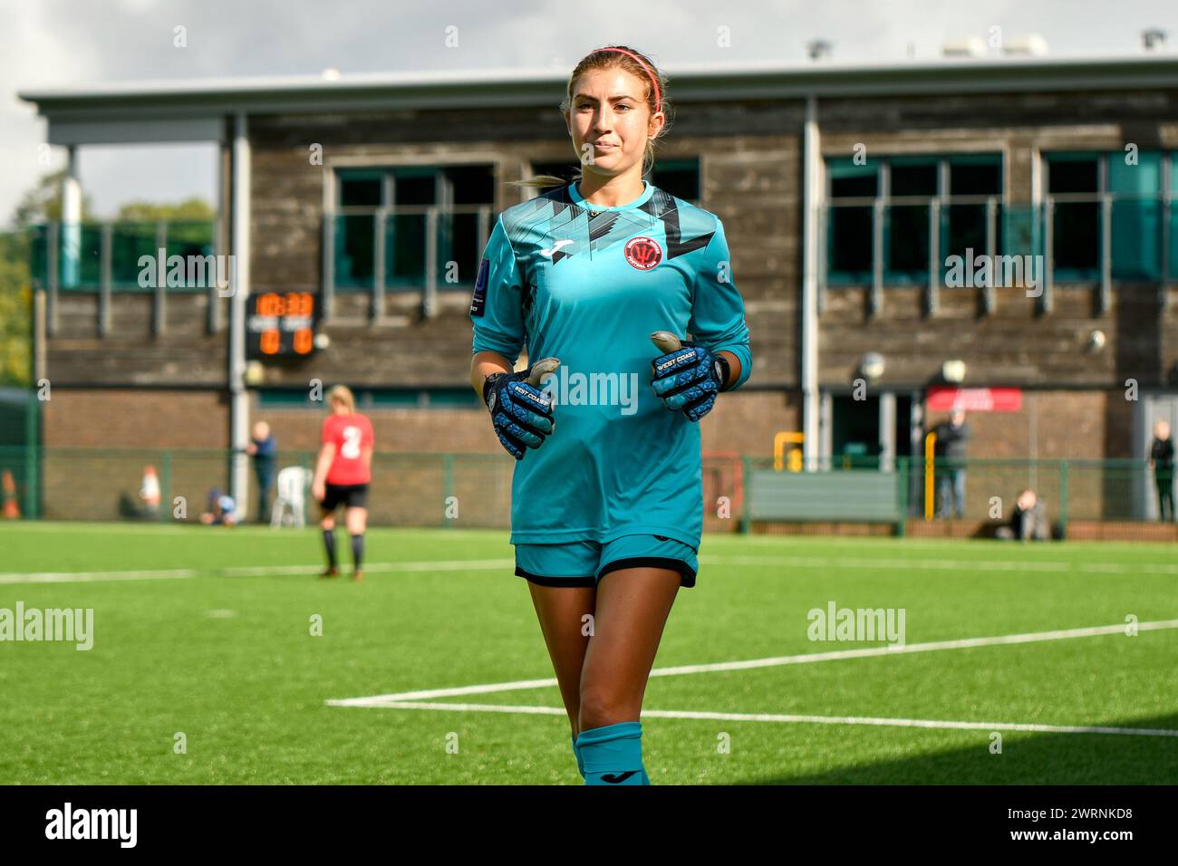 Ystrad Mynach, Galles. 3 ottobre 2021. Portiere Sophia Garrido di Hounslow Women durante la partita di fa Women's National League Southern Premier Division tra Cardiff City Ladies e Hounslow Women al Centre of Sporting Excellence di Ystrad Mynach, Galles, Regno Unito, il 3 ottobre 2021. Crediti: Duncan Thomas/Majestic Media. Foto Stock