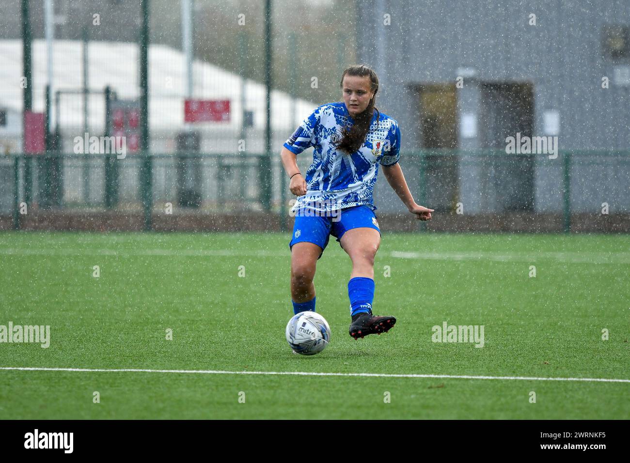 Ystrad Mynach, Galles. 3 ottobre 2021. Hollie Smith di Cardiff City Ladies in azione durante la partita di fa Women's National League Southern Premier Division tra Cardiff City Ladies e Hounslow Women al Centre of Sporting Excellence di Ystrad Mynach, Galles, Regno Unito, il 3 ottobre 2021. Crediti: Duncan Thomas/Majestic Media. Foto Stock