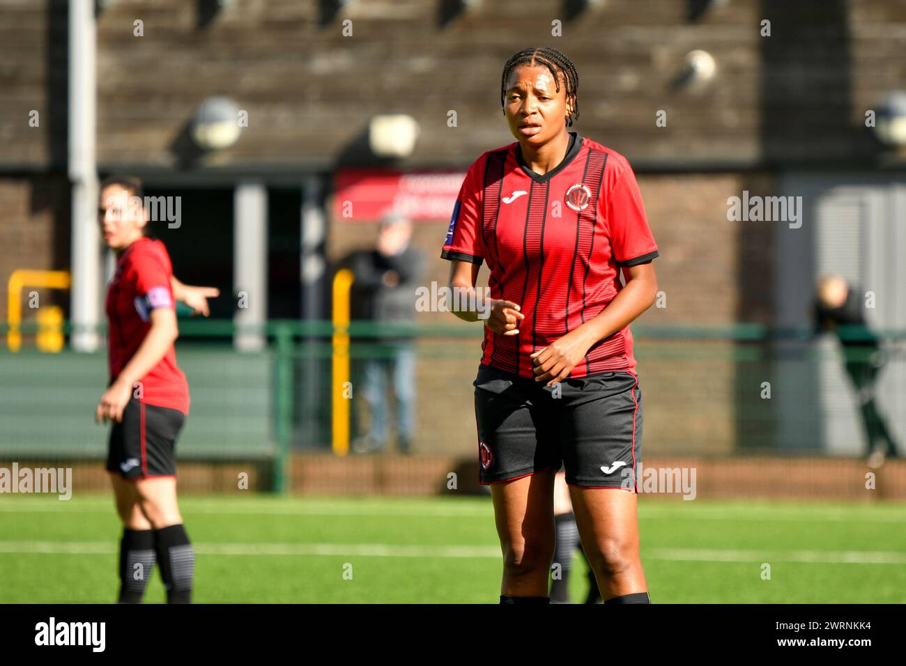 Ystrad Mynach, Galles. 3 ottobre 2021. Shakira Waithe of Hounslow Women durante la partita di fa Women's National League Southern Premier Division tra Cardiff City Ladies e Hounslow Women al Centre of Sporting Excellence di Ystrad Mynach, Galles, Regno Unito, il 3 ottobre 2021. Crediti: Duncan Thomas/Majestic Media. Foto Stock