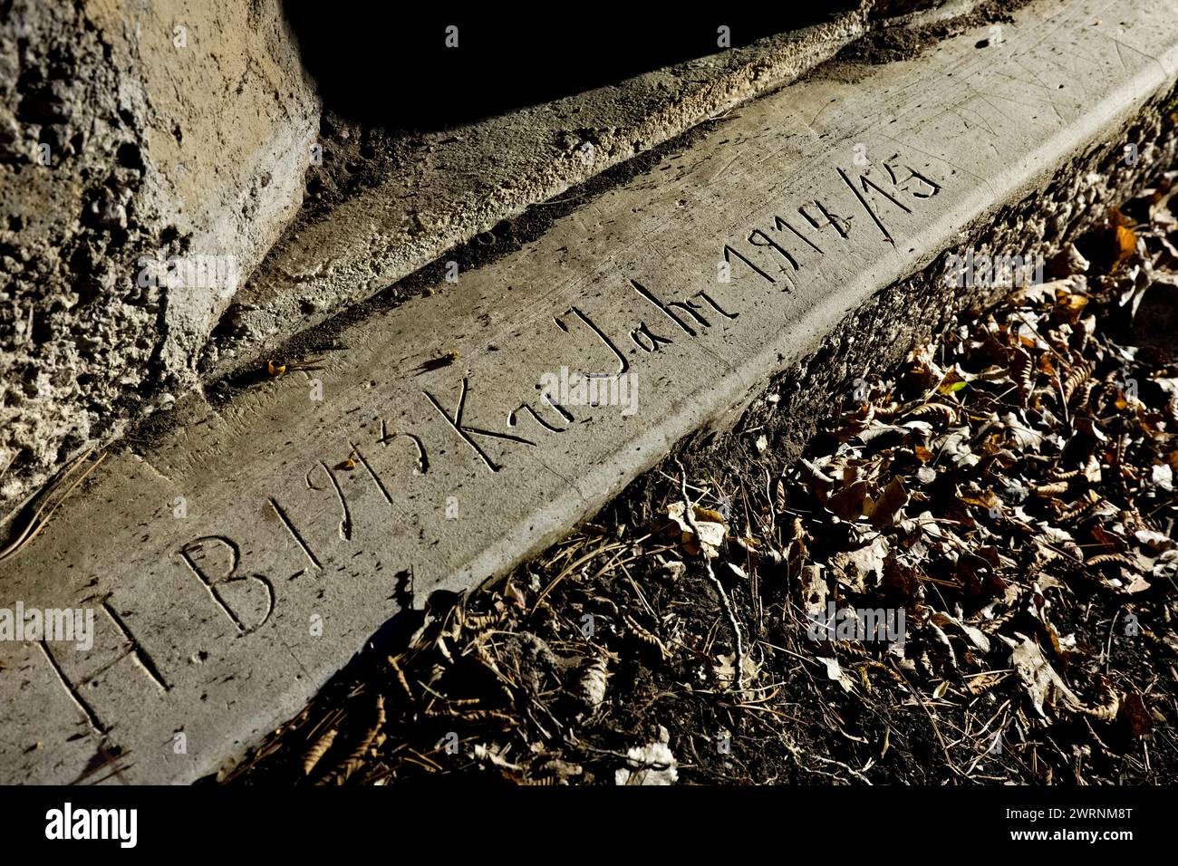 Incisione risalente al 1915 presso la roccaforte asburgica della grande Guerra del Monte Celva. Trento, Trentino, Italia. Foto Stock