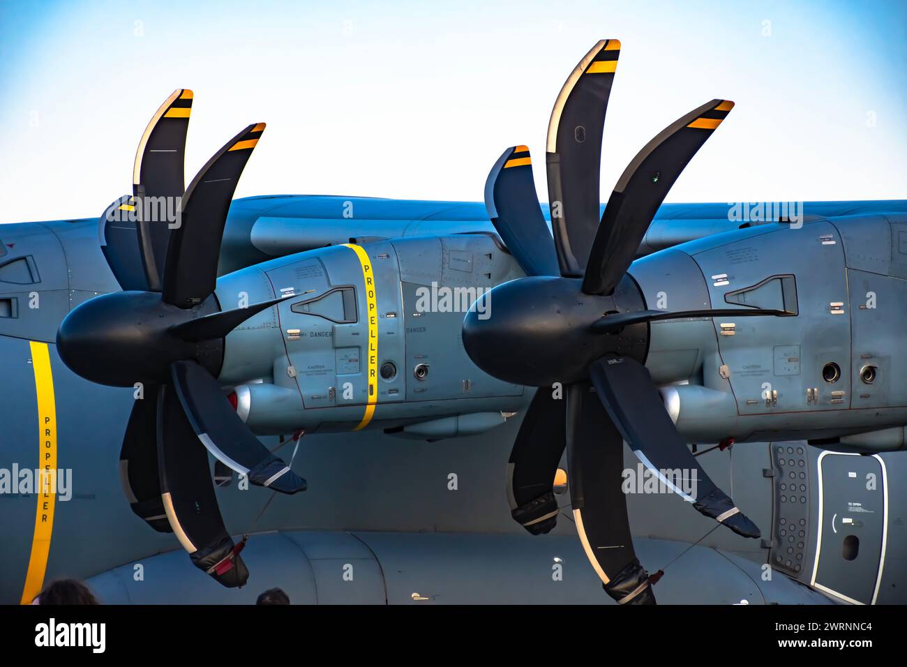 Motori TP400-D6 Europrop appartenenti a un aeromobile Airbus A400M con display statico. Questo è un esempio di forza aerea turca, conosciuto in servizio come Atlas Foto Stock