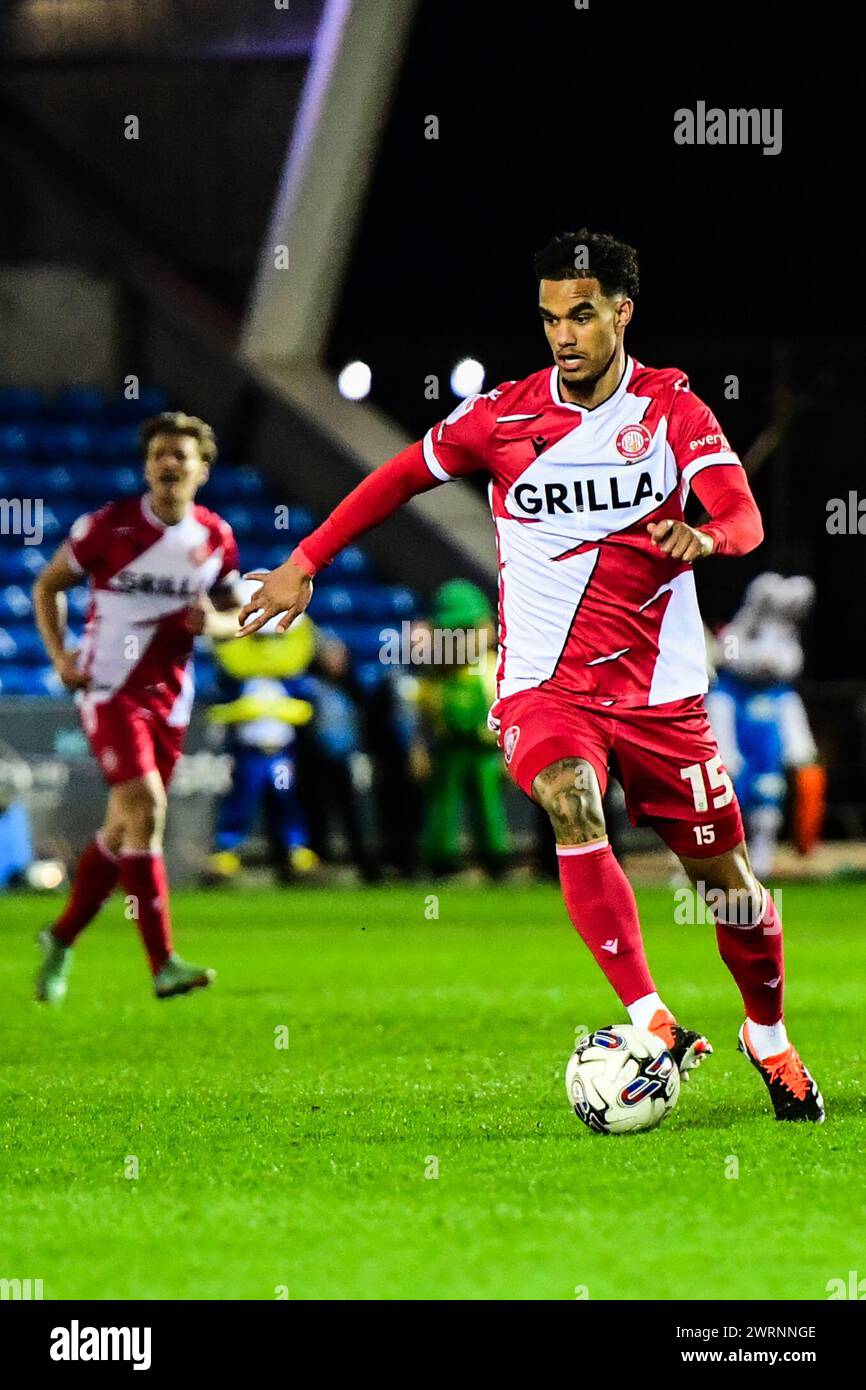 Terence Vancooten (15 Stevenage) prosegue durante la partita di Sky Bet League 1 tra Peterborough e Stevenage a London Road, Peterborough, mercoledì 13 marzo 2024. (Foto: Kevin Hodgson | mi News) crediti: MI News & Sport /Alamy Live News Foto Stock