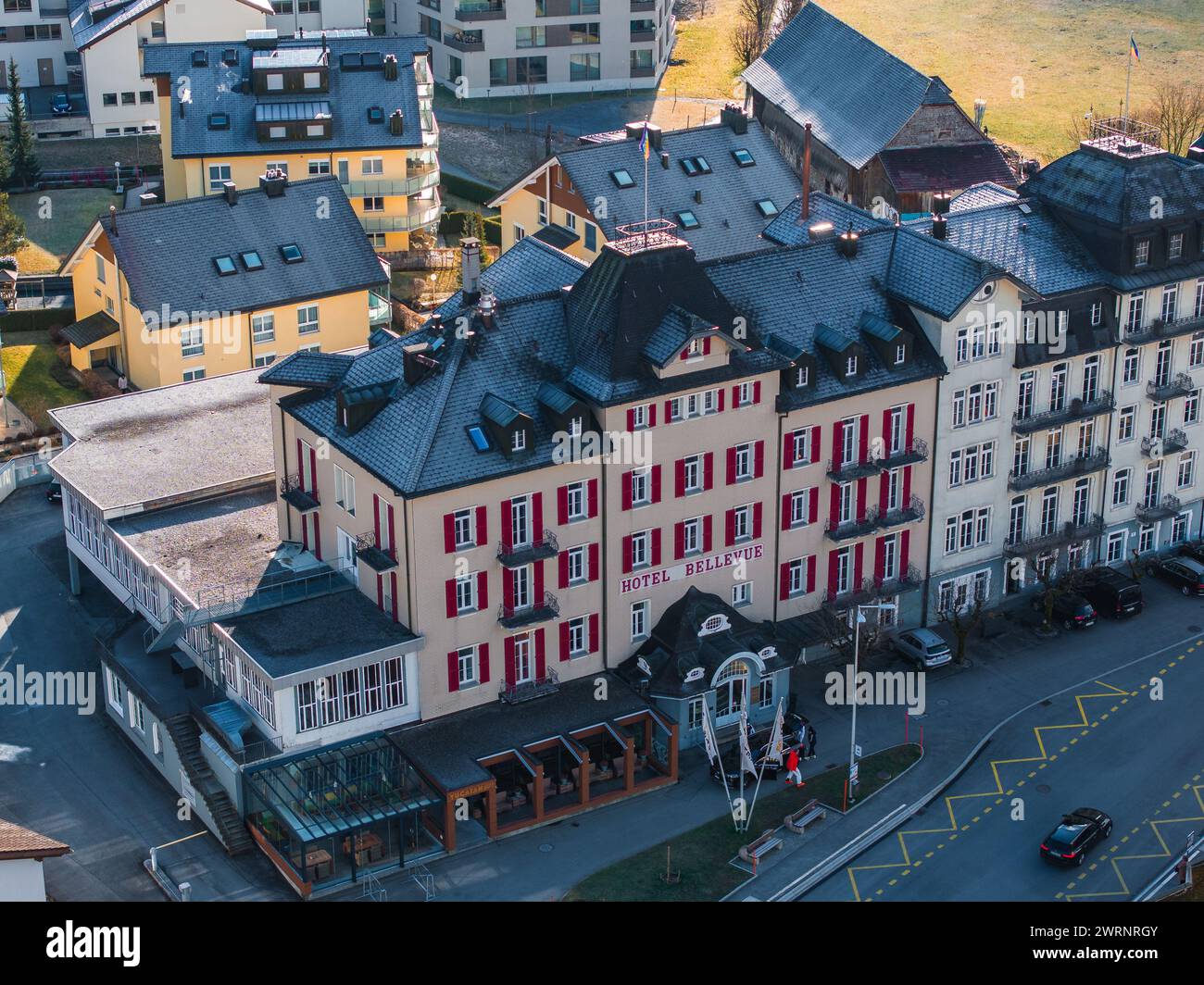 Aerial Perspective Hotel Bellevue, Engelberg, una rinomata località sciistica. Foto Stock