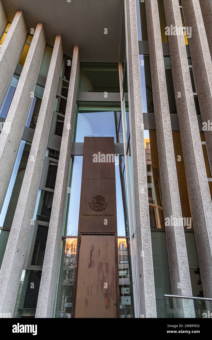 Berlino, Germania - 16 dicembre 2021: Ambasciata del Messico a Berlino, capitale della Germania. Foto Stock
