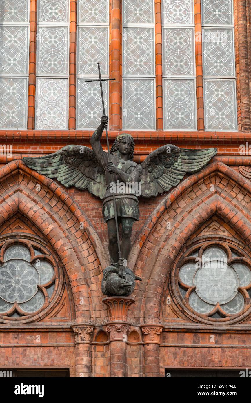 La chiesa di Friedrichswerder è stata la prima chiesa neogotica costruita a Berlino, in Germania, situata nel quartiere Mitte. Foto Stock