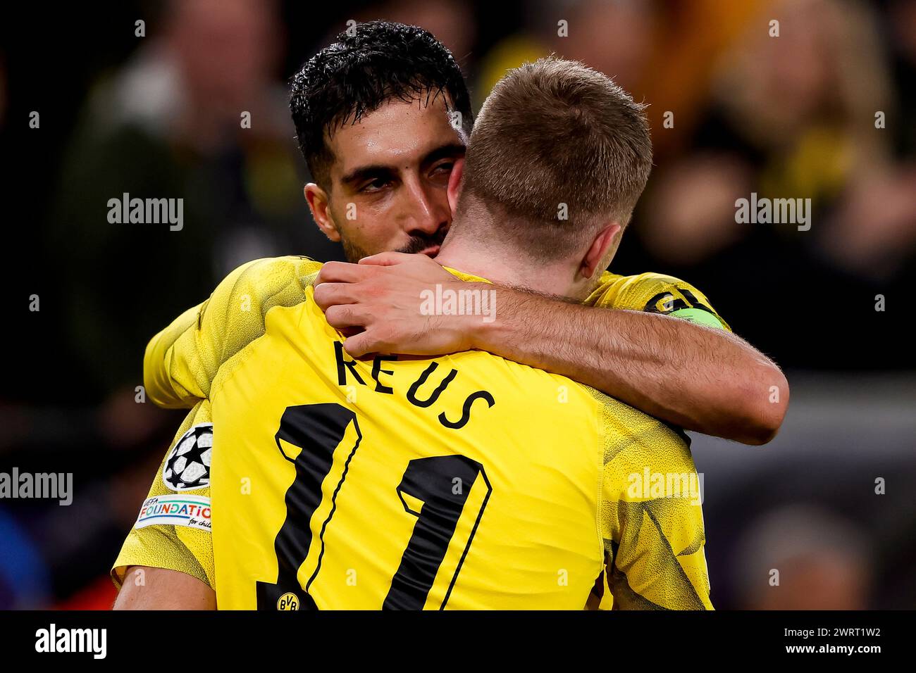 DORTMUND , GERMANIA - 13 MARZO: Marco Reus (Borussia Dortmund) segna il 2-0 celebrando il suo gol con i compagni di squadra durante la UEFA Champions League 2023 Foto Stock