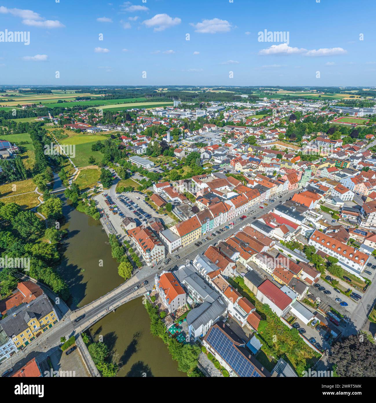 Vista della città di Vilsbiburg nella bassa Baviera Foto Stock