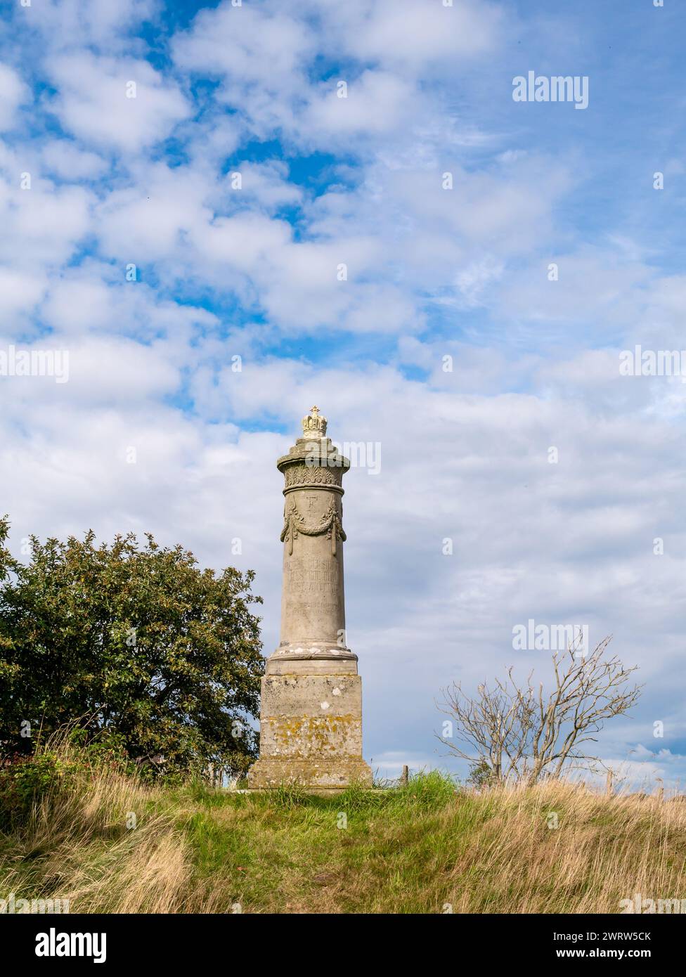Memoriale per il re danese e duca di Schleswig, Federico vi a Oevenum sull'isola di Foehr, Frisia settentrionale, Schleswig-Holstein, Germania Foto Stock