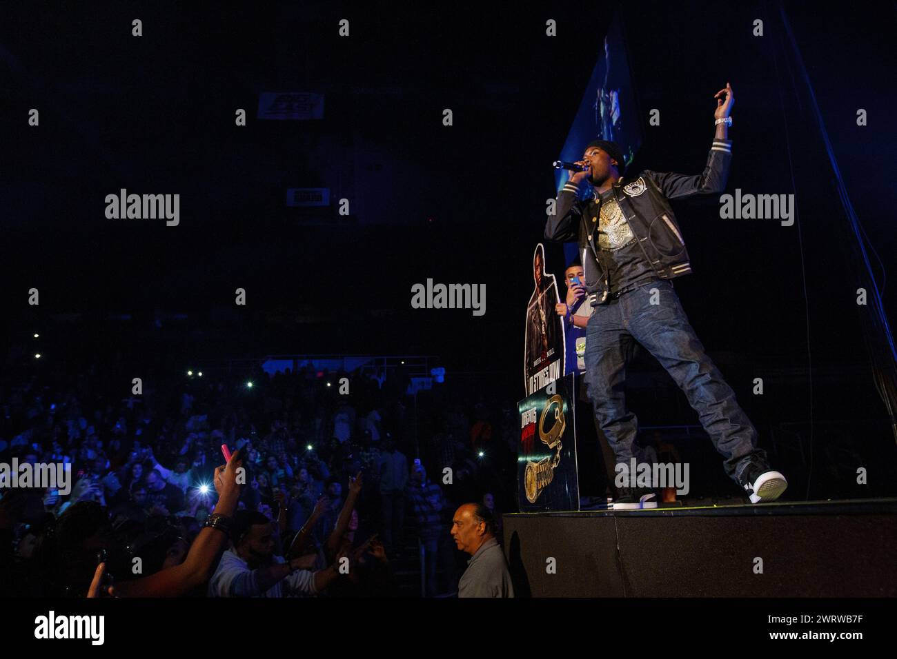 Il musicista Meek Mill si esibisce al MMG Tour di Providence, Rhode Island, USA al Dunkin' Donuts Center, che ora è chiamato amica Mutual Pavilion. Foto Stock