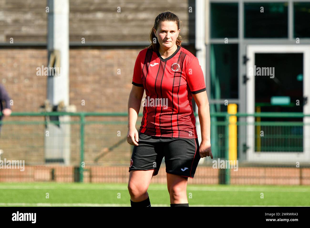 Ystrad Mynach, Galles. 3 ottobre 2021. Mara De Luca di Hounslow Women durante la partita di fa Women's National League Southern Premier Division tra Cardiff City Ladies e Hounslow Women al Centre of Sporting Excellence di Ystrad Mynach, Galles, Regno Unito, il 3 ottobre 2021. Crediti: Duncan Thomas/Majestic Media. Foto Stock