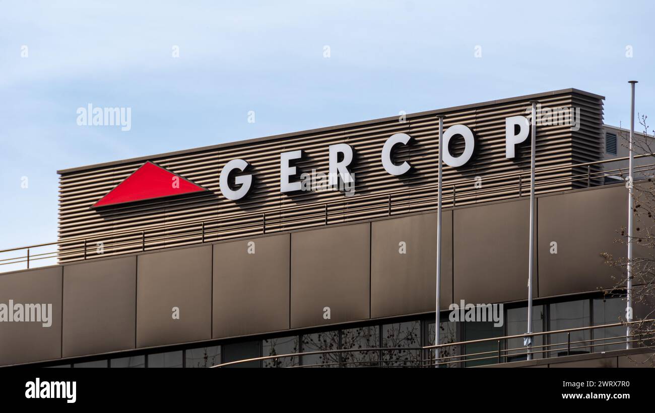 Firma e logo sul quartier generale della Gercop. Gercop è un'azienda francese specializzata in software per professionisti immobiliari Foto Stock