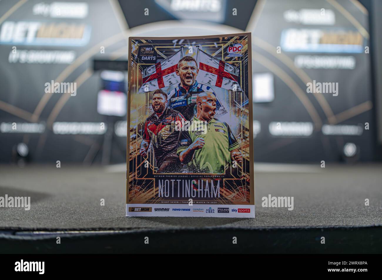 Motorpoint Arena, Nottingham, Regno Unito. 14 marzo 2024. 2024 PDC Premier League Darts Nottingham Night 7; programma dell'evento di stasera sul palco Credit: Action Plus Sports/Alamy Live News Foto Stock