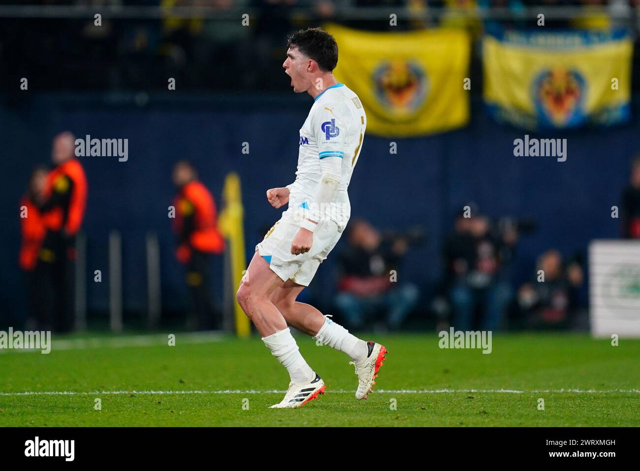 Villarreal, Spagna. 14 marzo 2024. Leonardo Balerdi dell'Olympique Marseille celebra il gol durante la partita di UEFA Europa League, turno del 16, andata e ritorno, tra Villarreal CF e Olympique Marseille giocata allo stadio la ceramica il 14 marzo 2024 a Villarreal, Spagna. (Foto di Sergio Ruiz/PRESSINPHOTO) credito: PRESSINPHOTO SPORTS AGENCY/Alamy Live News Foto Stock