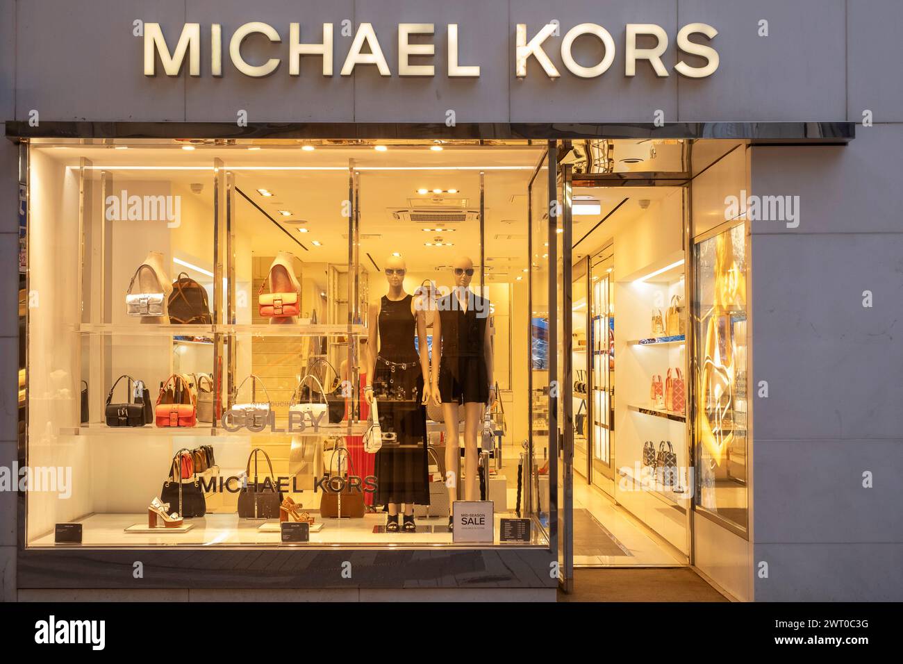 Michael Kors Laden in der Kšlner Innenstadt *** negozio Michael Kore nel centro di Colonia Foto Stock