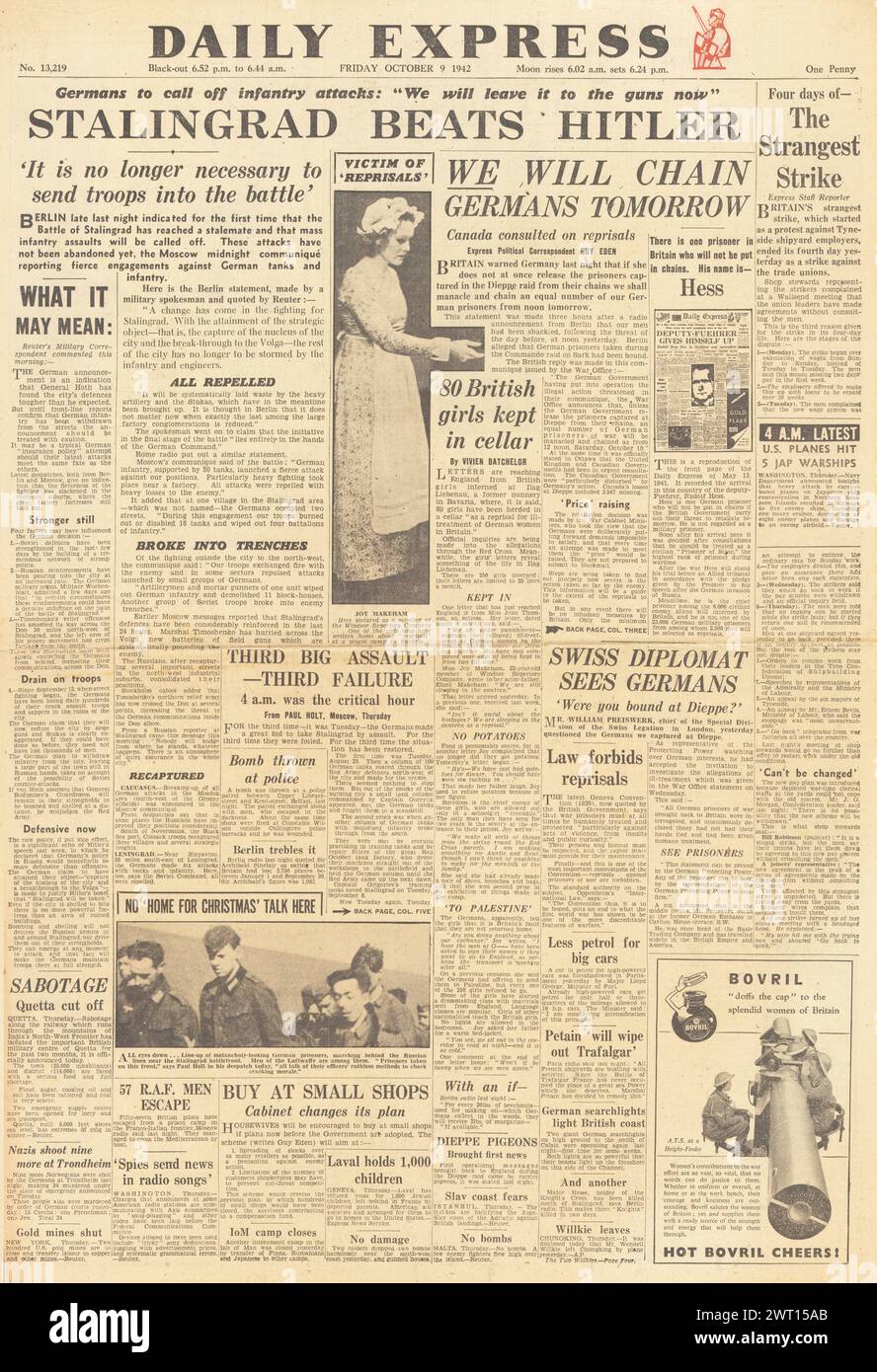 1942 la prima pagina del Daily Express riporta la battaglia di Stalingrado e la minaccia per i prigionieri di guerra tedeschi Foto Stock