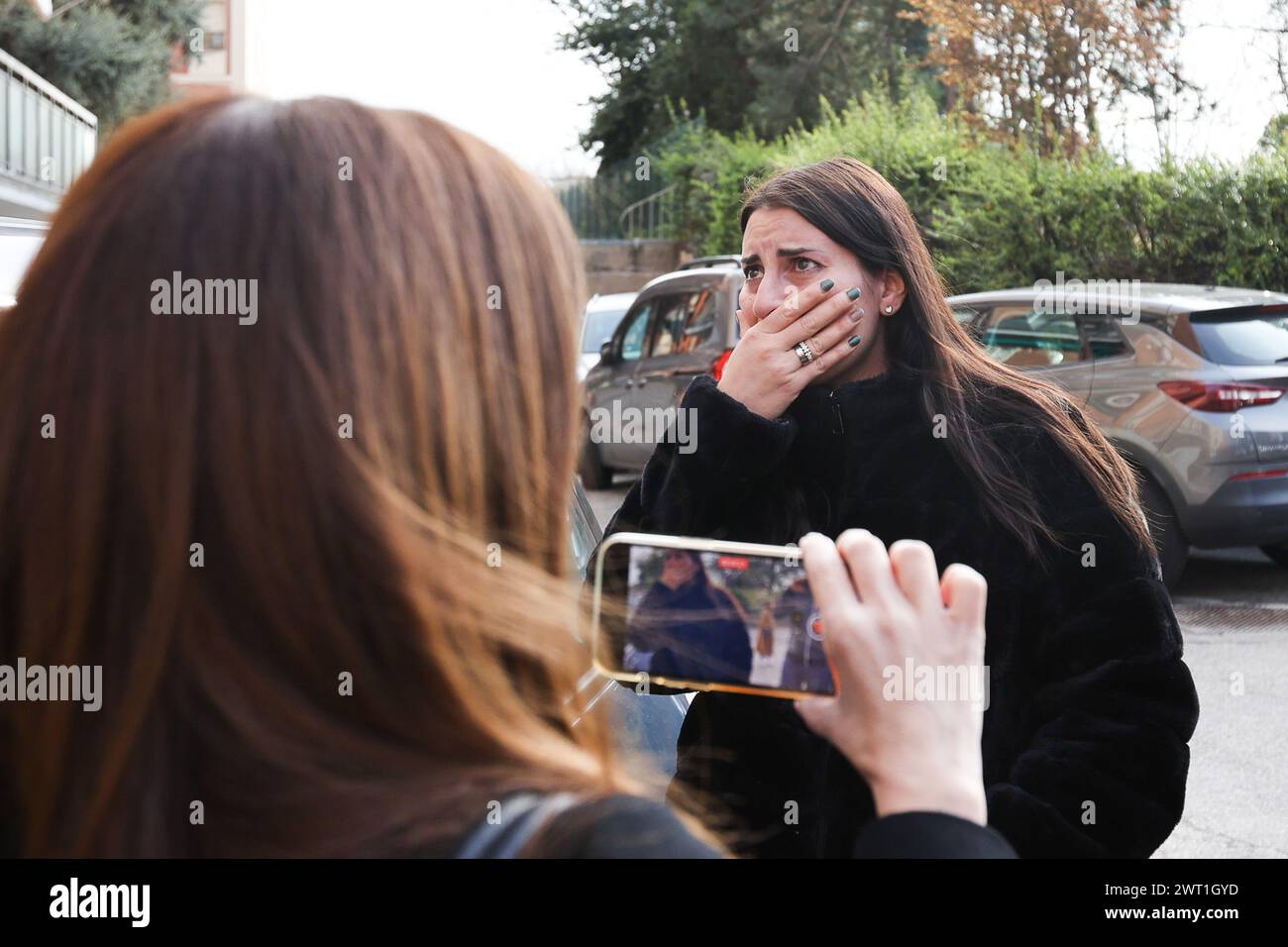 Bologna, Italia. 15 marzo 2024. Foto Guido Calamosca/LaPresse15-03-2024 Bologna, Italia - via Bertocchi, incendio in appartamento al civico 55 muoiono madre e tre figli, stufetta elettrica la causa del rogo Mar 15, 2024 Bologna news Bologna, Italia - via Bertocchi, incendio nell'appartamento al numero 55, la madre e tre figli muoiono, riscaldamento elettrico la causa dell'incendio credito: LaPresse/Alamy Live News Foto Stock