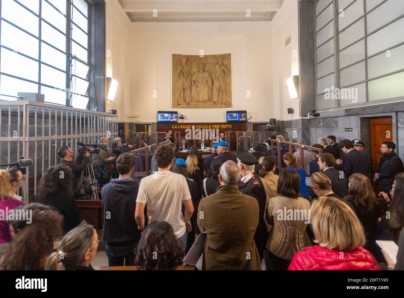 Milano, Italia. 15 marzo 2024. L'udienza per il processo per l'omicidio della figlia Diana - Cronaca - Milano, Italia - Venerdì, 15 marzo 2024 (foto Stefano porta/LaPresse) Alessia Pifferi all'udienza per l'omicidio della figlia Diana - News - Milano, Italia - venerdì 15 marzo 2024 (foto Stefano porta/LaPresse) crediti: LaPresse/Alamy Live News Foto Stock