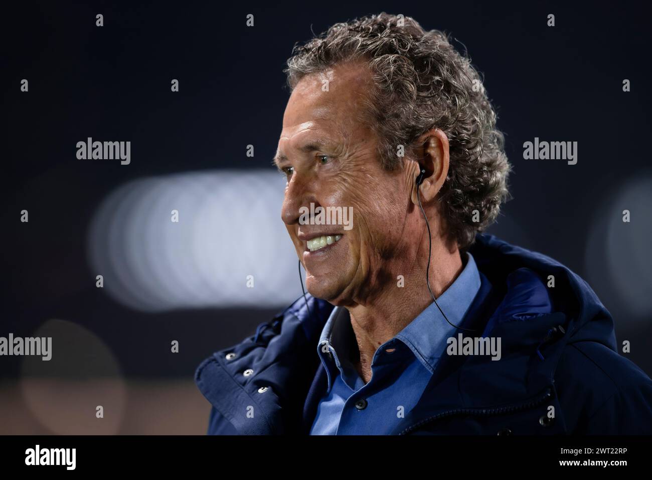 Madrid, Spagna. 13 marzo 2024. Jorge Valdano sorride prima del turno di UEFA Champions League delle 16 partite di andata e ritorno tra il Club Atletico de Madrid e il FC Internazionale. Crediti: Nicolò campo/Alamy Live News Foto Stock