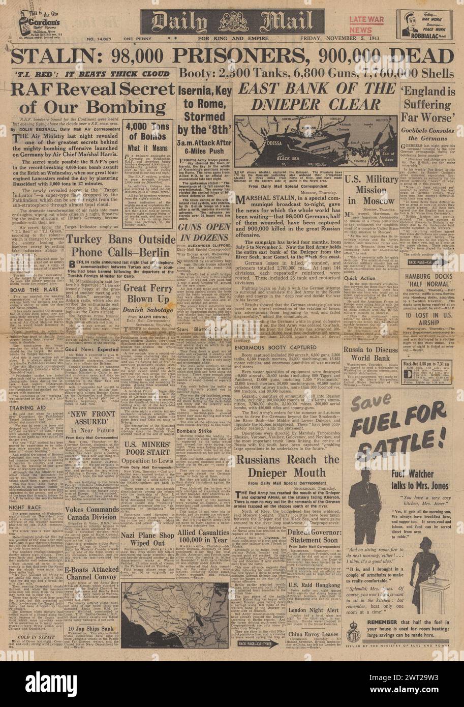 1943 la prima pagina del Daily mail riporta l'esercito britannico a Isernia, pesanti perdite tedesche in Russia e bombardamenti pesanti sulla Germania Foto Stock