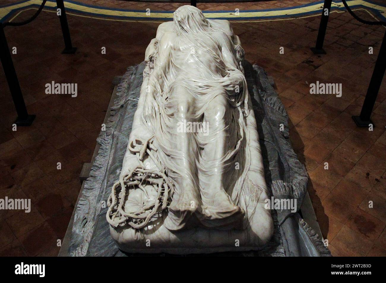 La scultura del Cristo velato, dello scultore Giuseppe Sanmartino, nella cappella di Sansevero Foto Stock