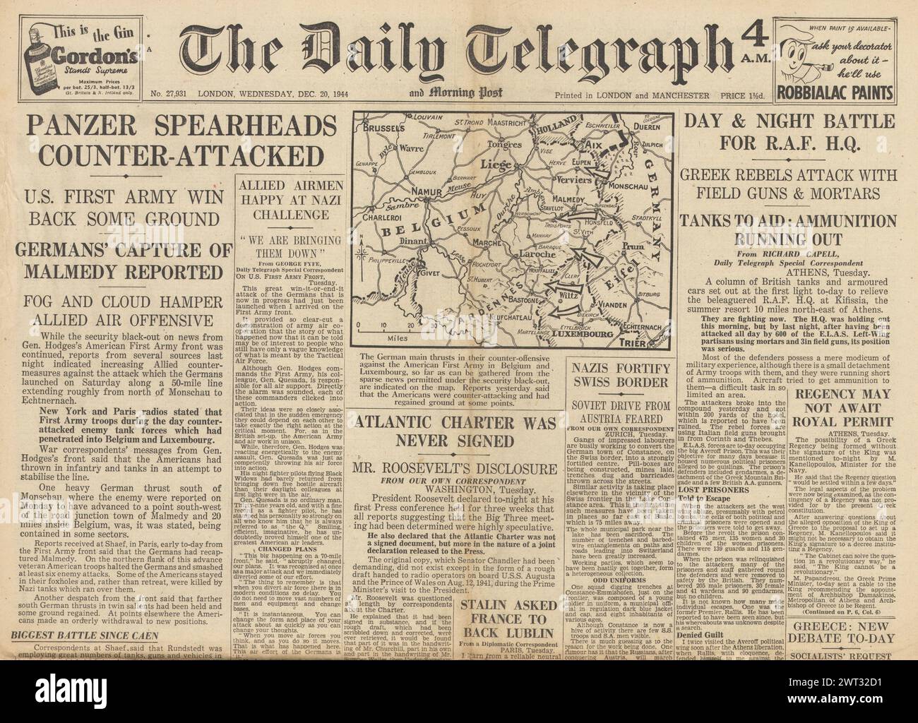 1944 la prima pagina del Daily Telegraph che riporta la Battaglia delle Ardenne, la situazione del dibattito parlamentare in Grecia e la signora Roosevelt sostiene che la carta atlantica non è mai stata firmata Foto Stock