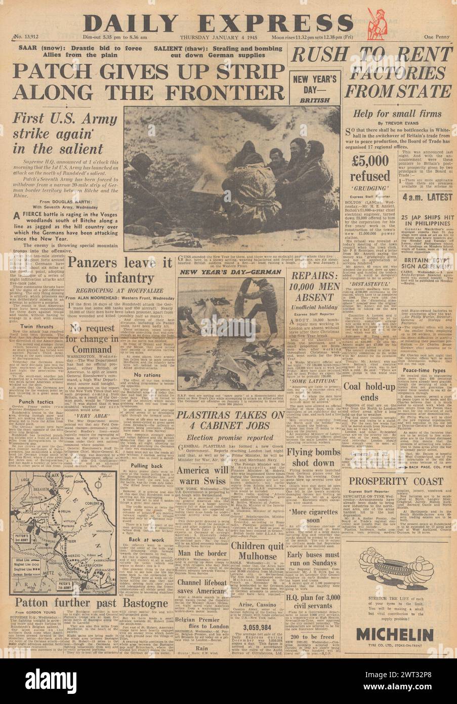 1945 la prima pagina del Daily Express riporta la battaglia delle Ardenne e la battaglia per la Saar Foto Stock