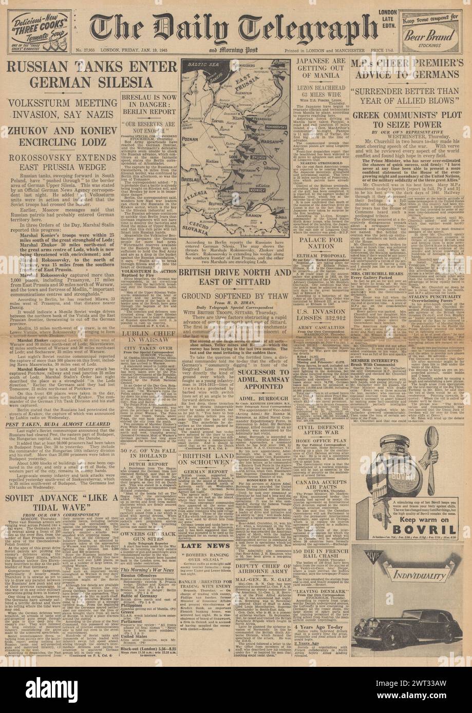 1945 la prima pagina del Daily Telegraph riportava che l'Armata Rossa entrava in Germania, l'avanzata britannica sul fronte Roer, le forze statunitensi in Lussemburgo e lo schianto ferroviario a St Valery en Caux Foto Stock