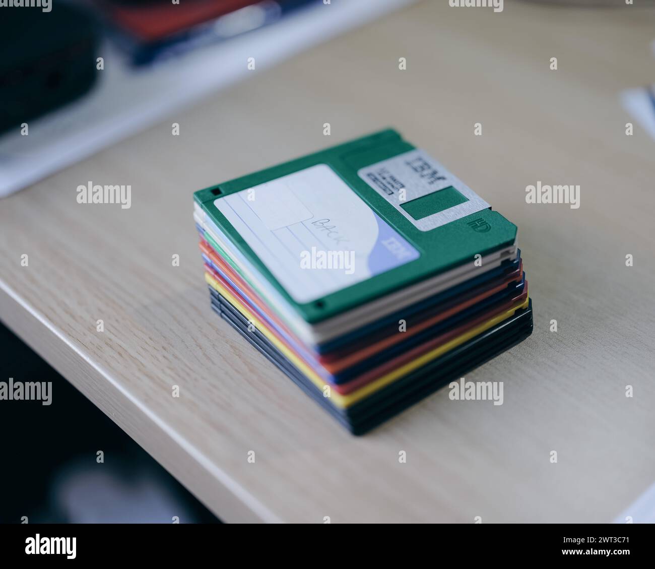 Dischi floppy utilizzati per l'archiviazione e il backup dei file negli anni '1980 e '1990 sui PC domestici e aziendali Foto Stock